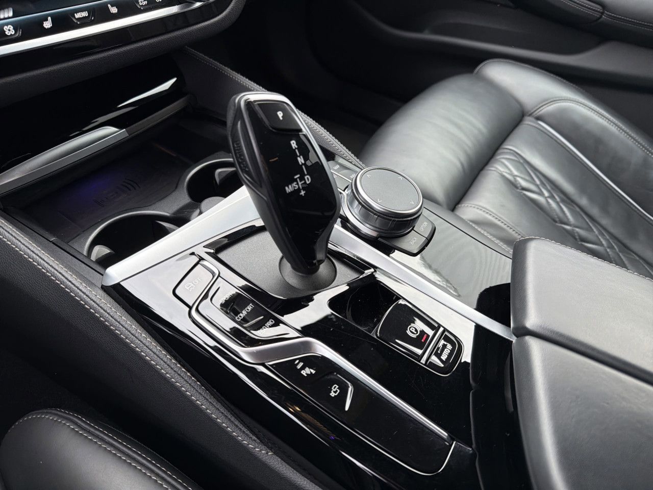 BMW 540i xDrive Tour M Sport DAPro 360° Laser KomSi