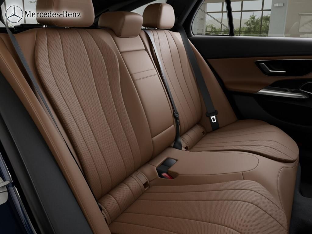 Mercedes-Benz E 220 d 4M T AMG Superscreen+360°+Standhz.+M-LED