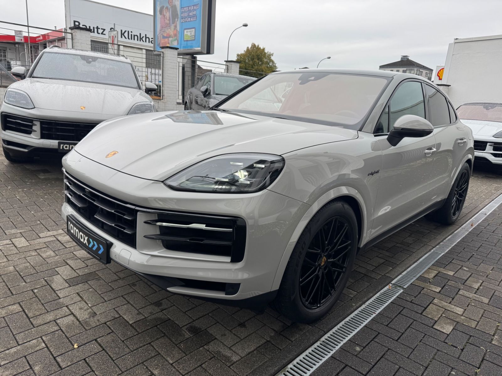 Porsche E-Hybrid Coupé INNODRIVE-LUFTF-PANO-MASSAGE-VOLL
