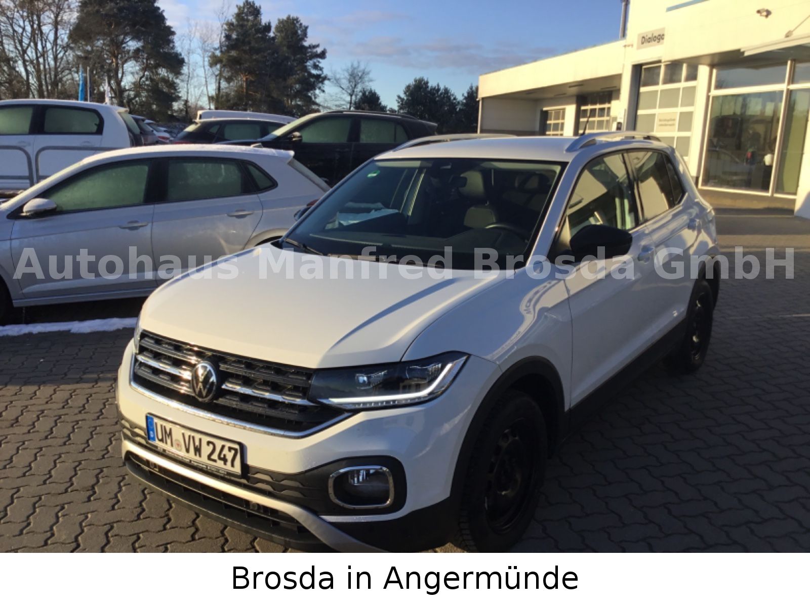 Volkswagen T-Cross Style - Samsaru's Car Outlet