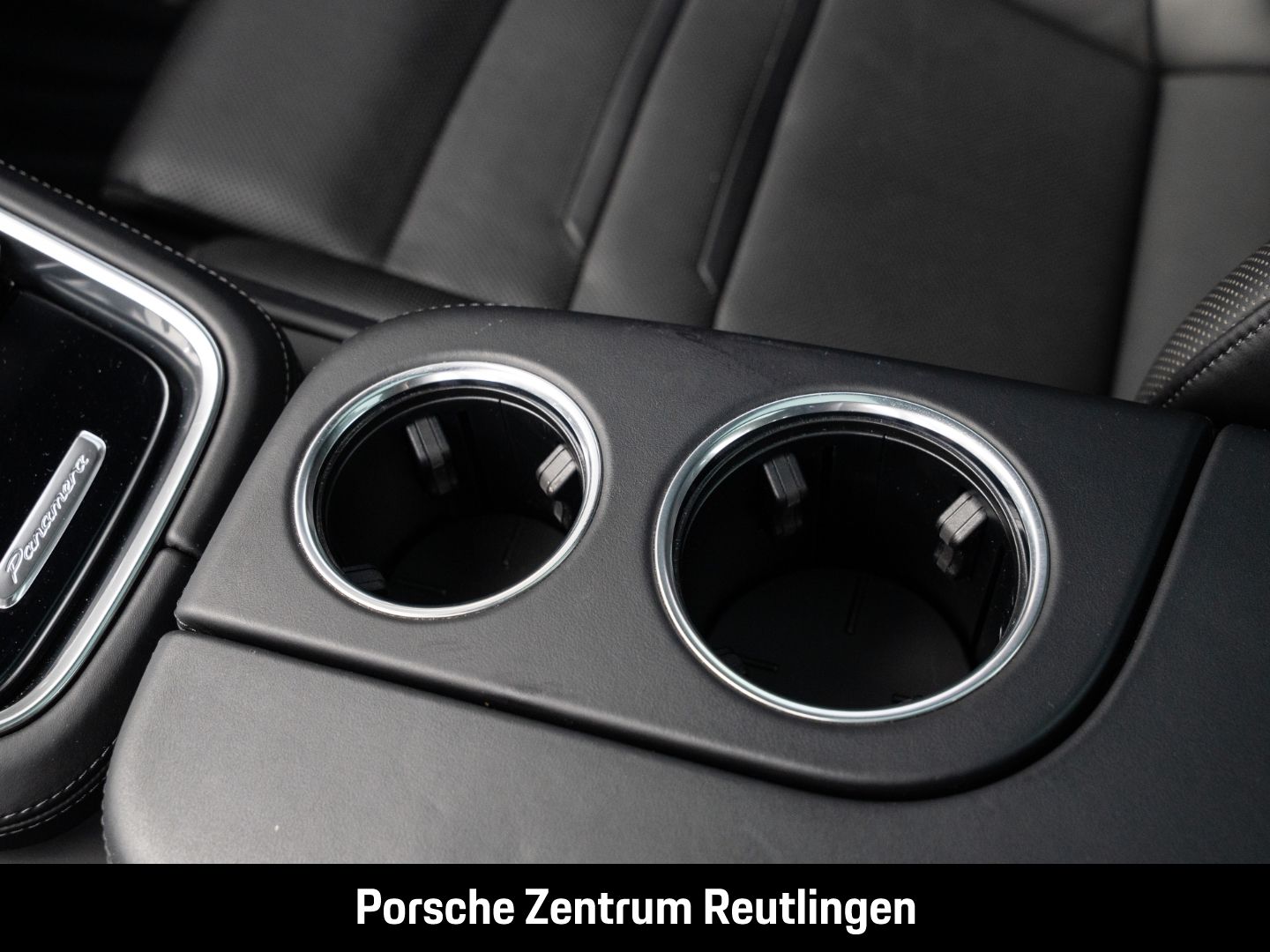 Porsche Panamera 4 E-Hybrid Platinum Edition HA-Lenkung