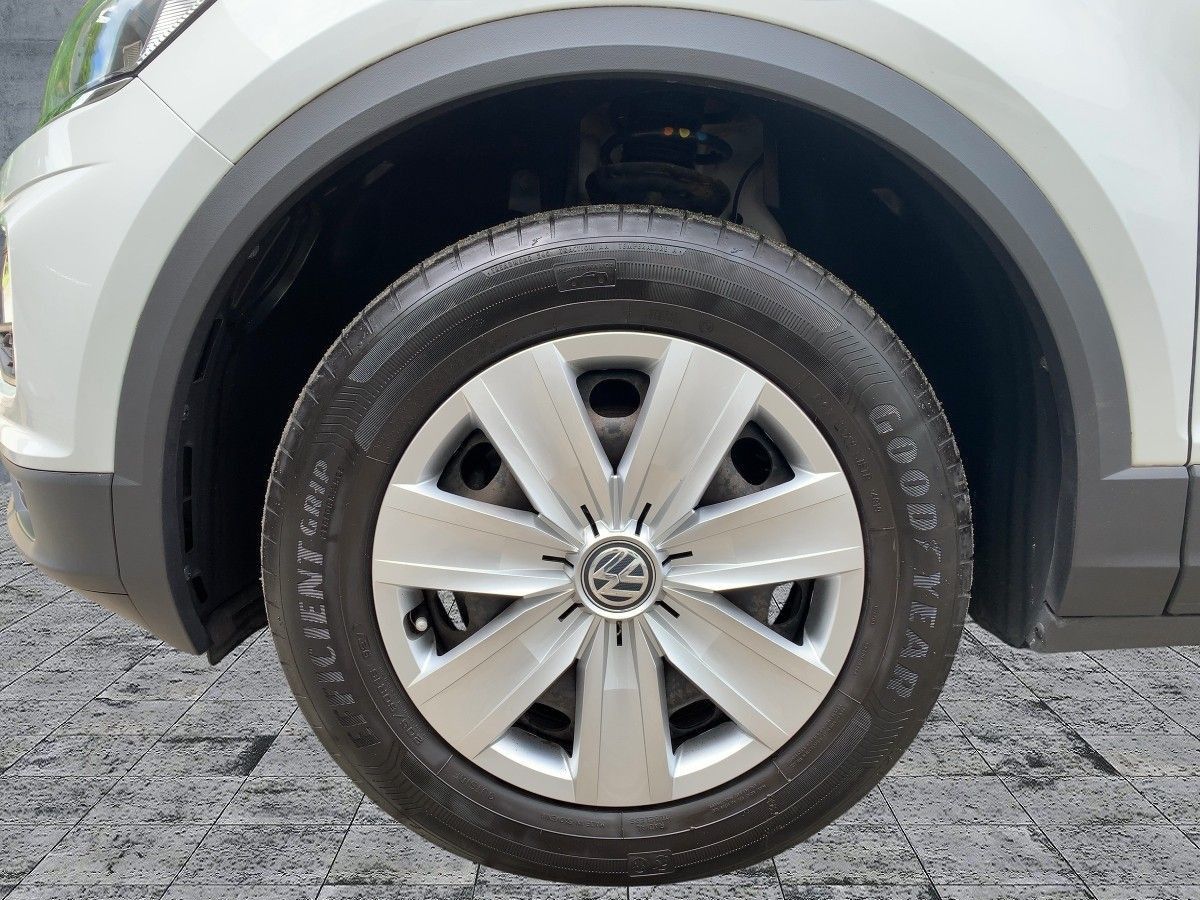 Volkswagen T-Roc 1.0 TSI - Samsaru's Car Outlet