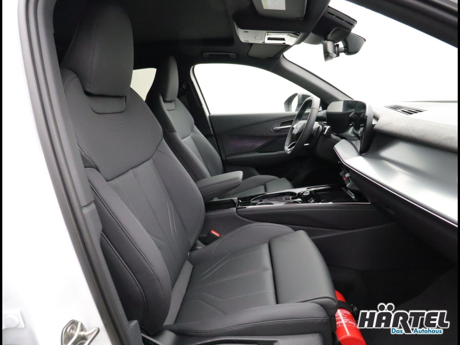 Audi Q3 S-LINE 35 TFSI S TRONIC (+ACC-RADAR+LEDER)