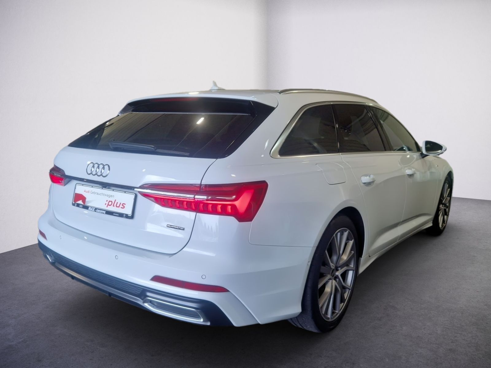 Audi A6 Avant 45 TFSI quattro S line - Samsaru's Car Outlet