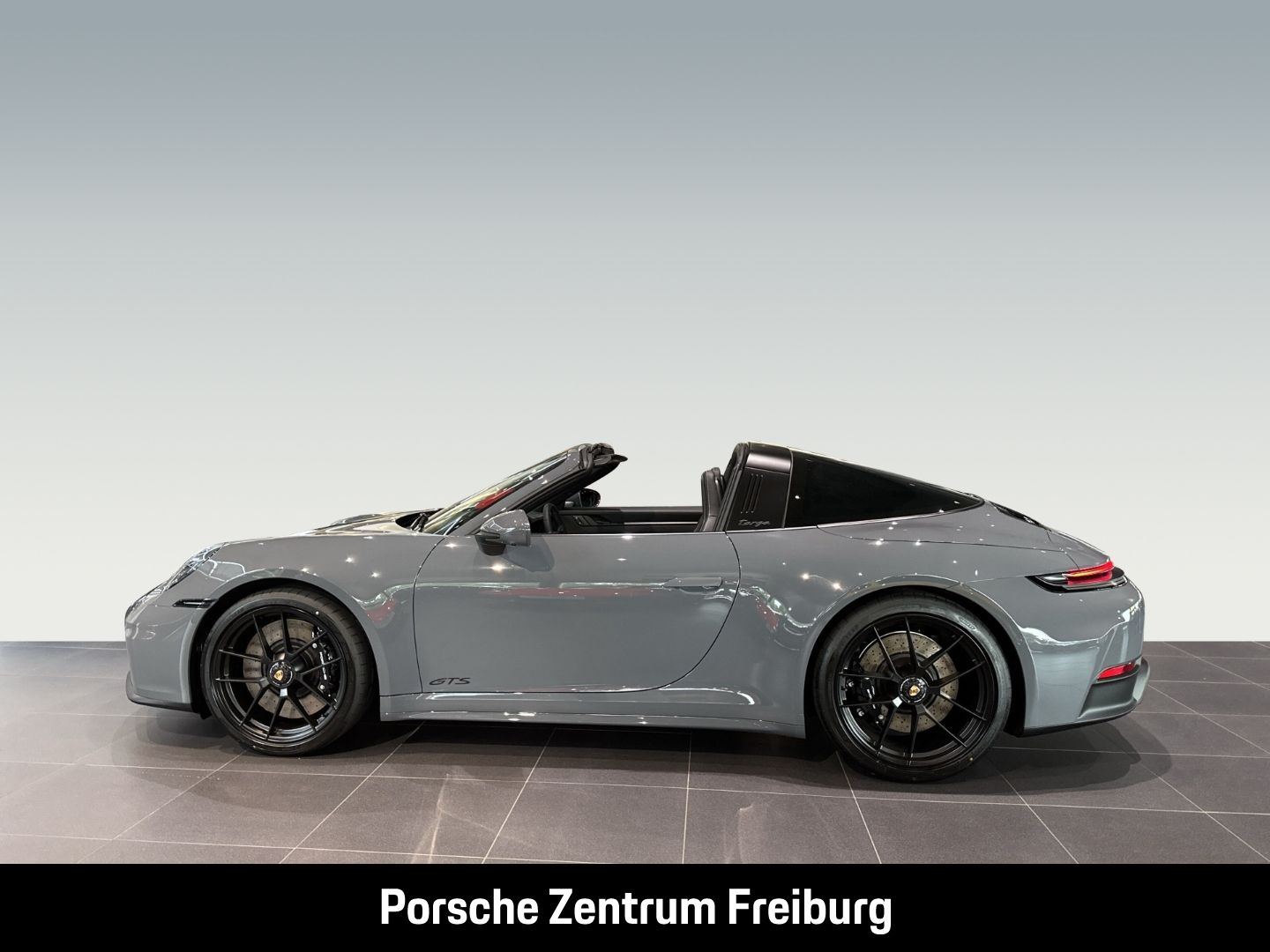 Porsche 992 911 Targa 4 GTS BOSE Sportabgasanlage LED