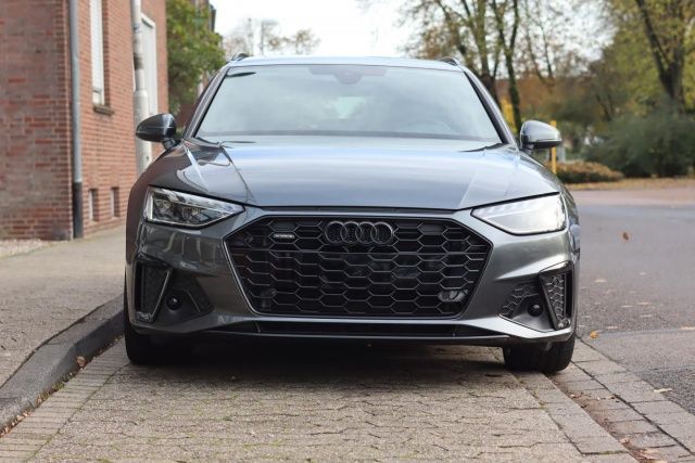 Audi A4 Avant 2.0 TDI quattro S line - Samsaru's Car Outlet