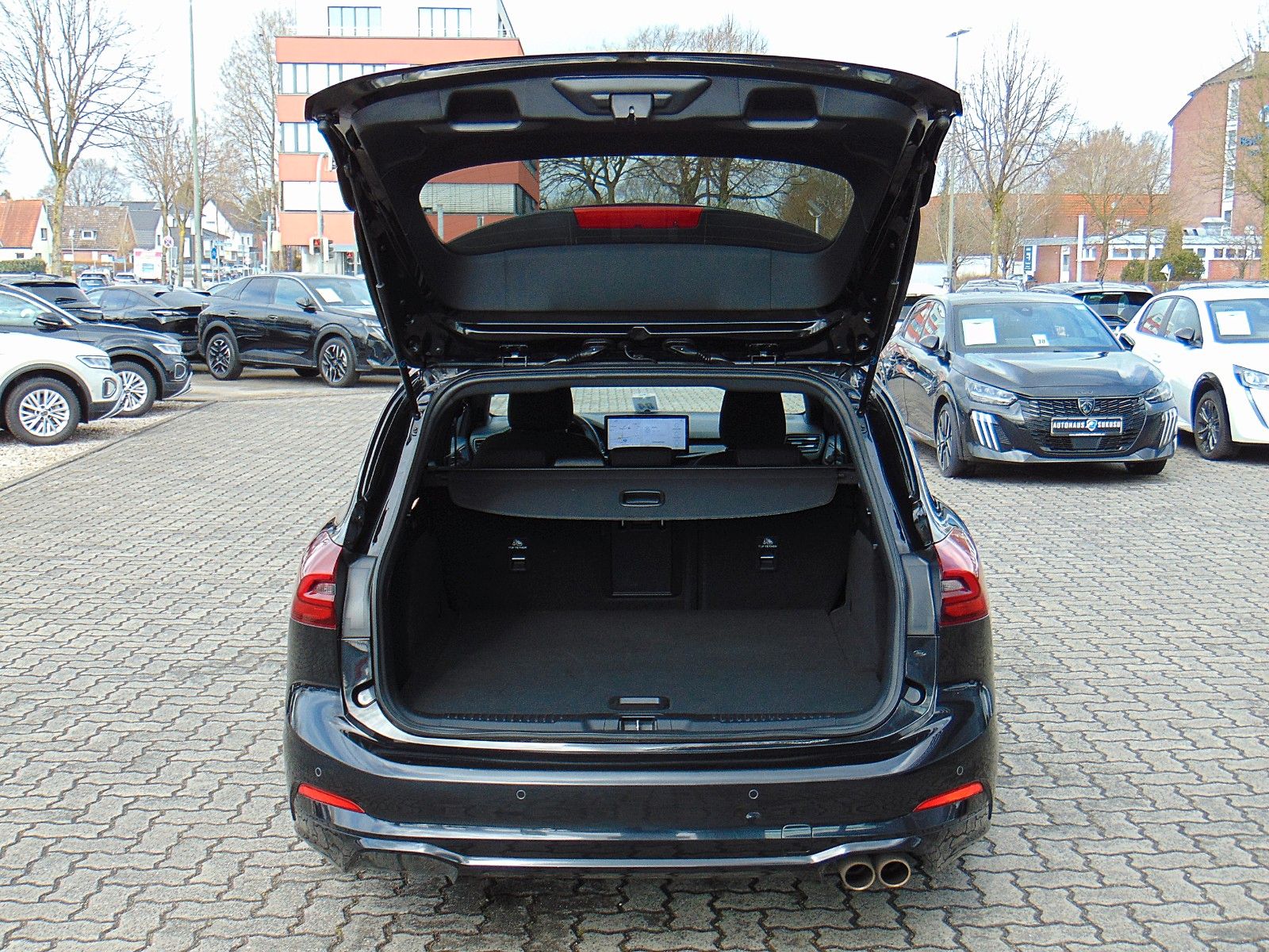 Ford Focus Turnier 1.0 EcoBoost Aut. ST-Line X