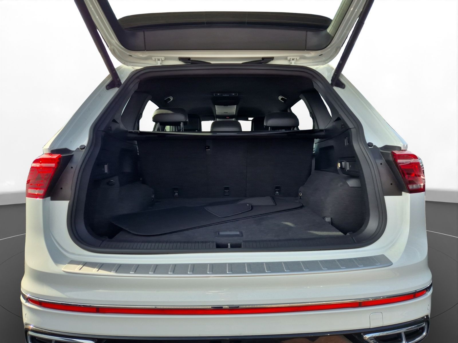 Volkswagen Tiguan Allspace 2.0 TDI DSG R-Line 4Motion Leder