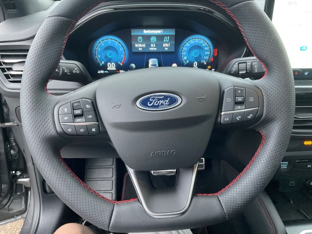 Ford Focus Turnier ST-Line X MHEV+Automatik+Pano+LED