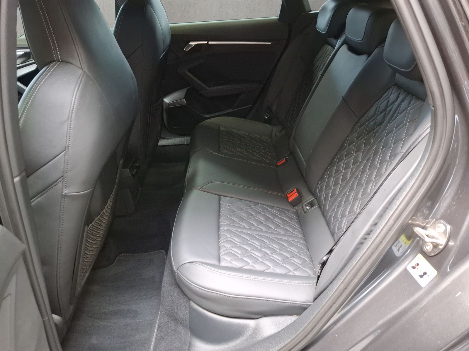 Audi A3 Sportback TFSI e S line - Samsaru's Car Outlet