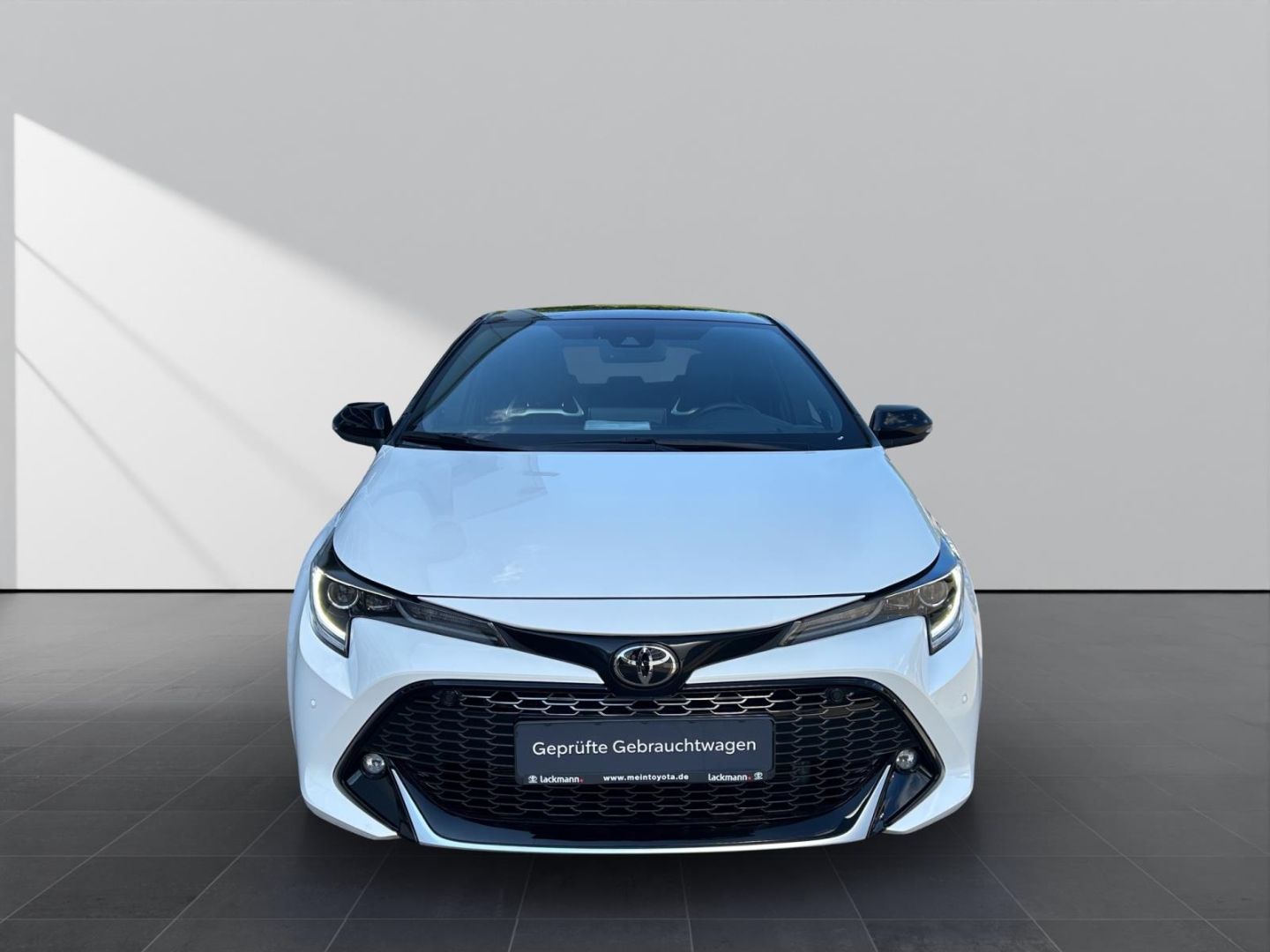 Toyota Corolla 2.0 Hybrid GR Sport - Samsaru's Car Outlet