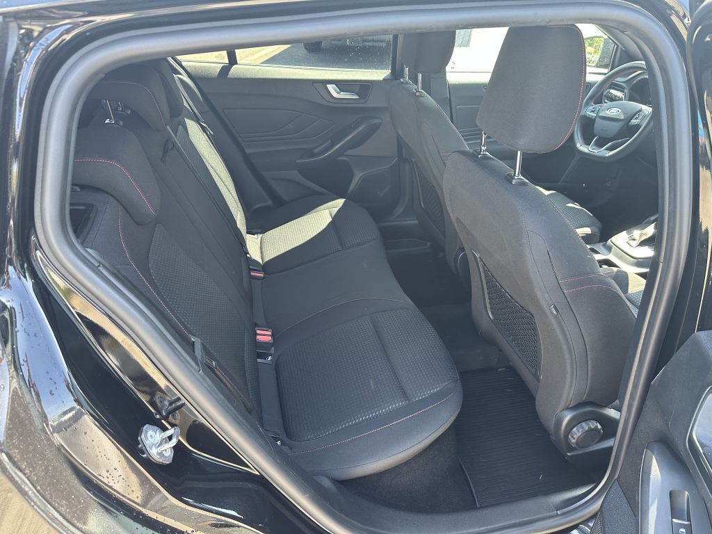 Ford Focus Turnier 1.0 EcoBoost MHEV Aut. ST-LINE Syn