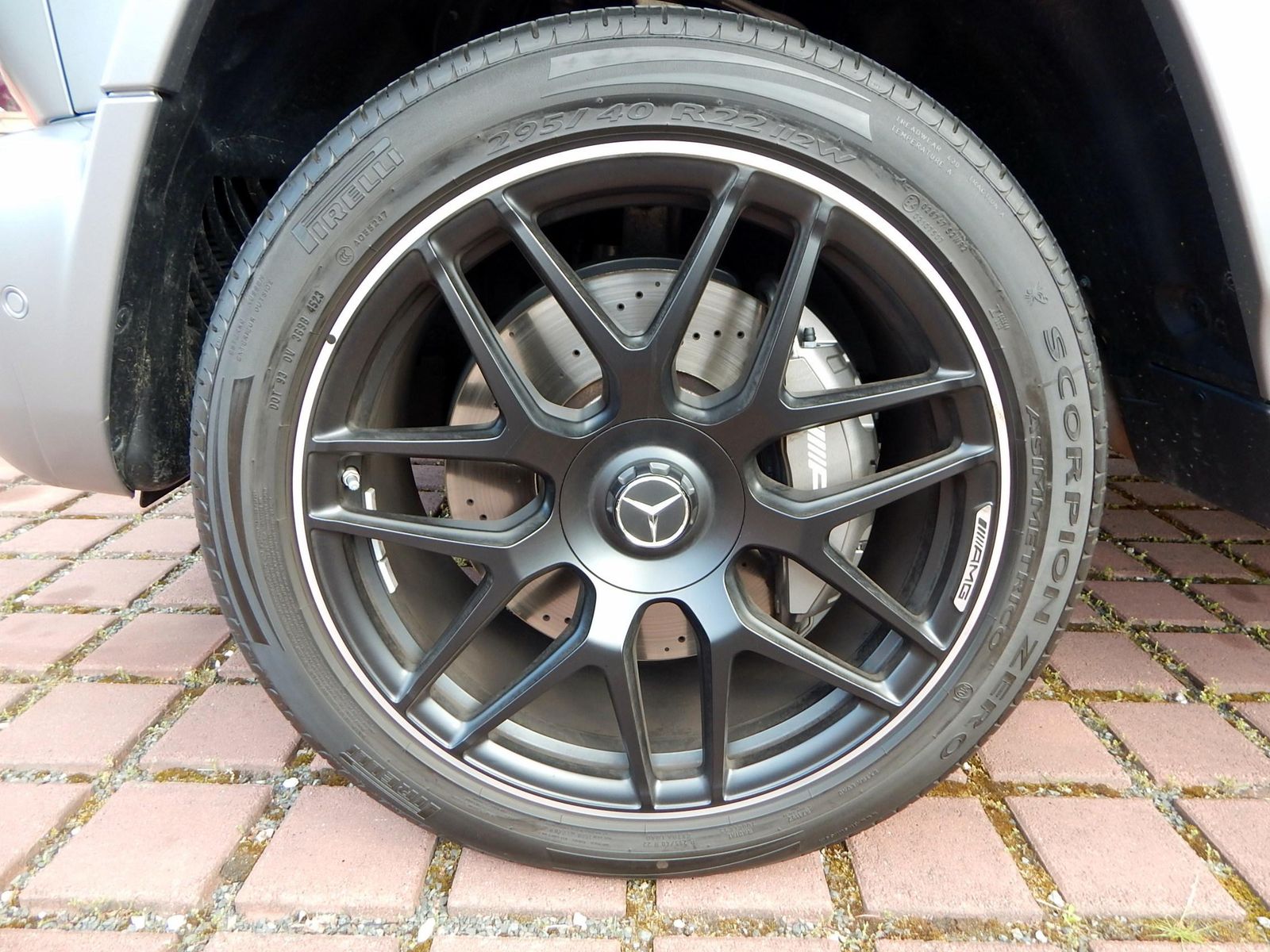 Mercedes-Benz G 63 AMG - Samsaru's Car Outlet