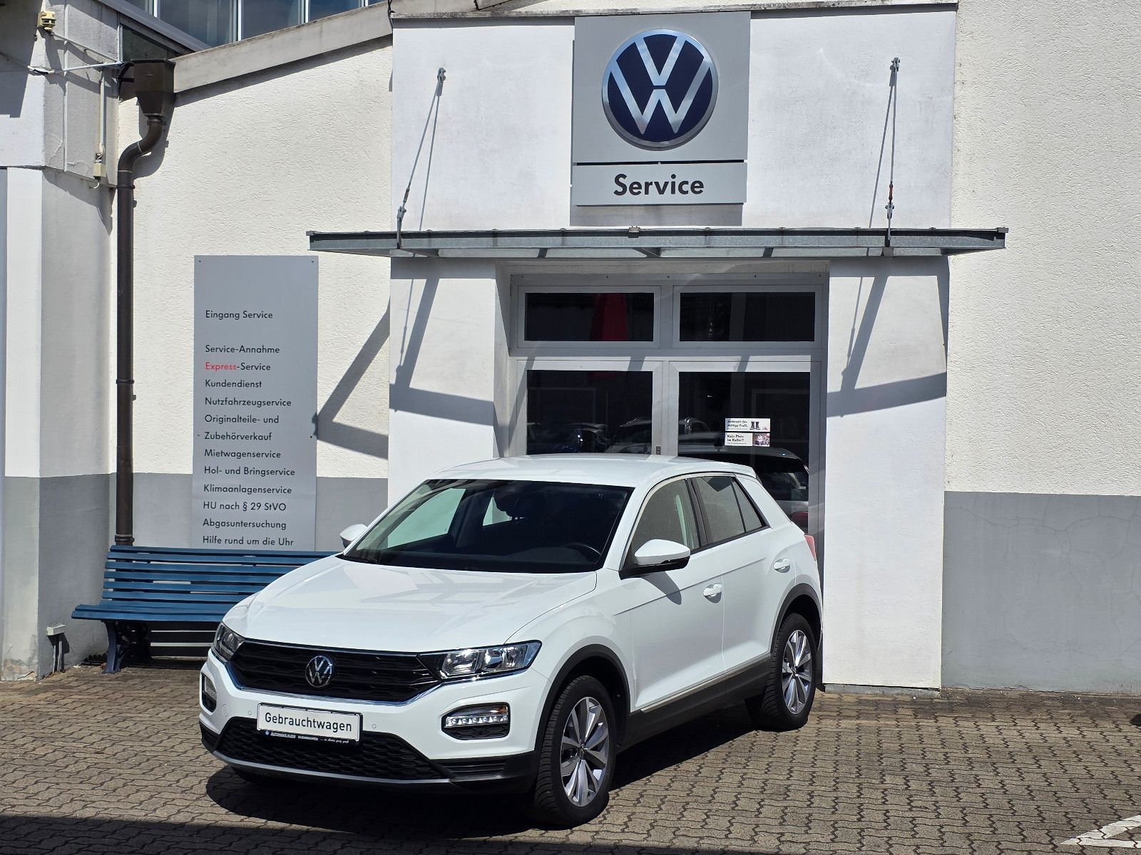 Volkswagen T-Roc Style 1.5 TSI - Samsaru's Car Outlet