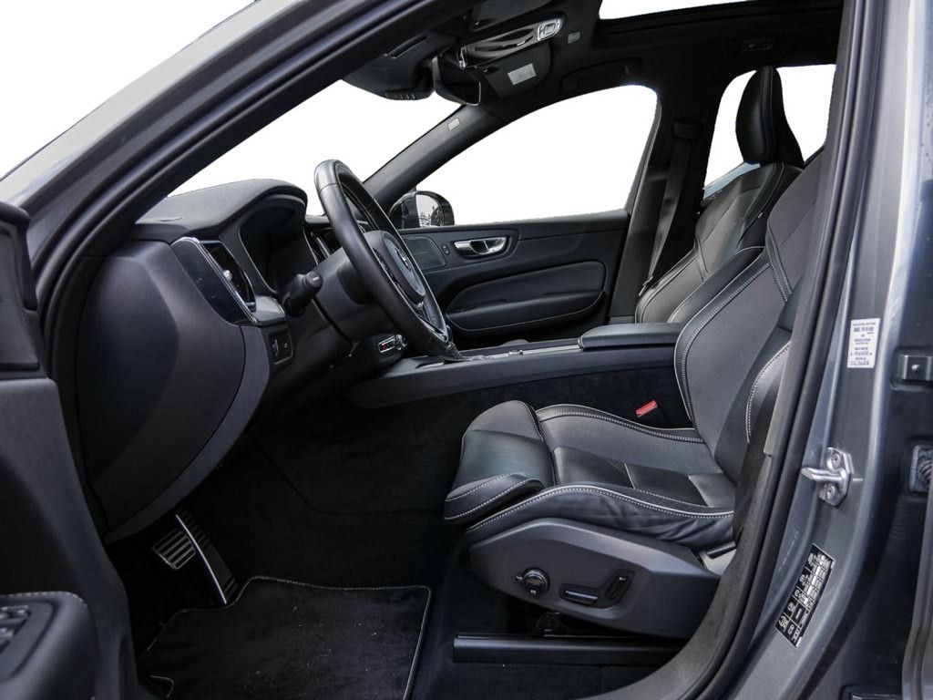 Volvo XC60 T4 R-Design Geartronic - Samsaru's Car Outlet
