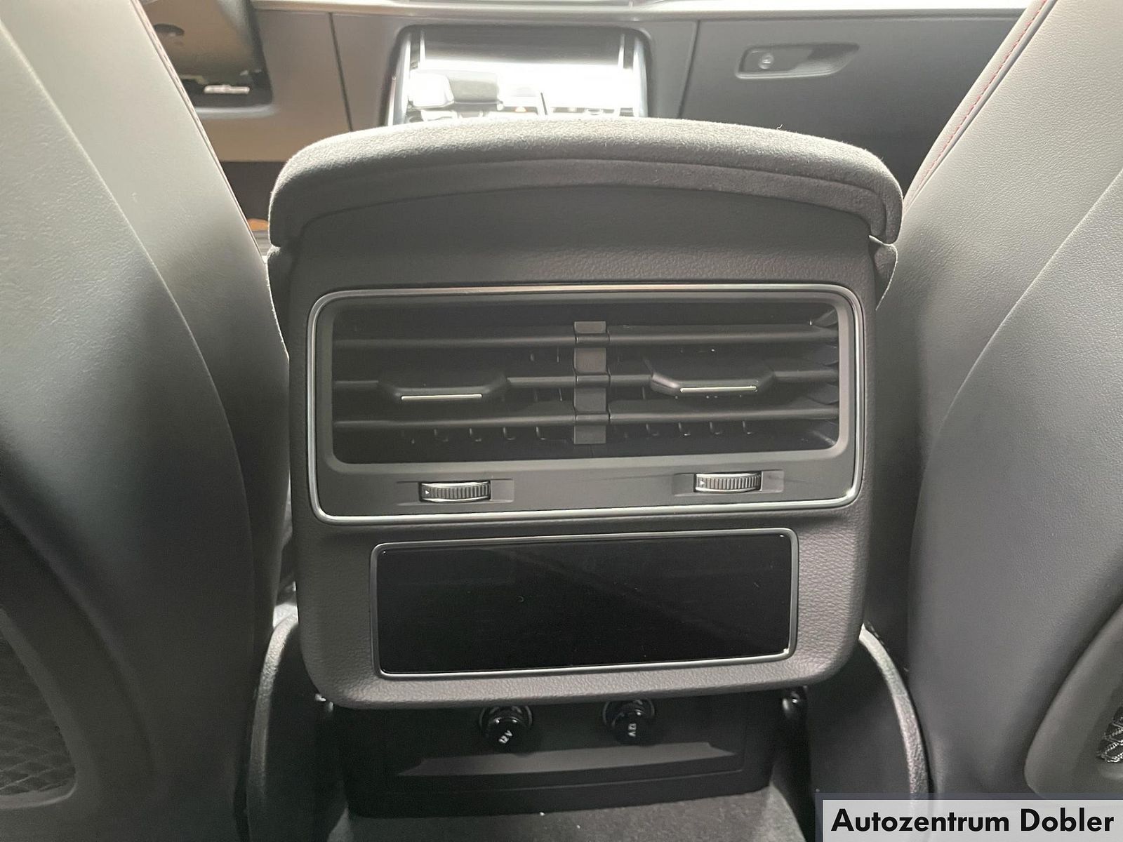 Audi RS Q8 performance (640 PS) AHK,ACC,Keramik,23"