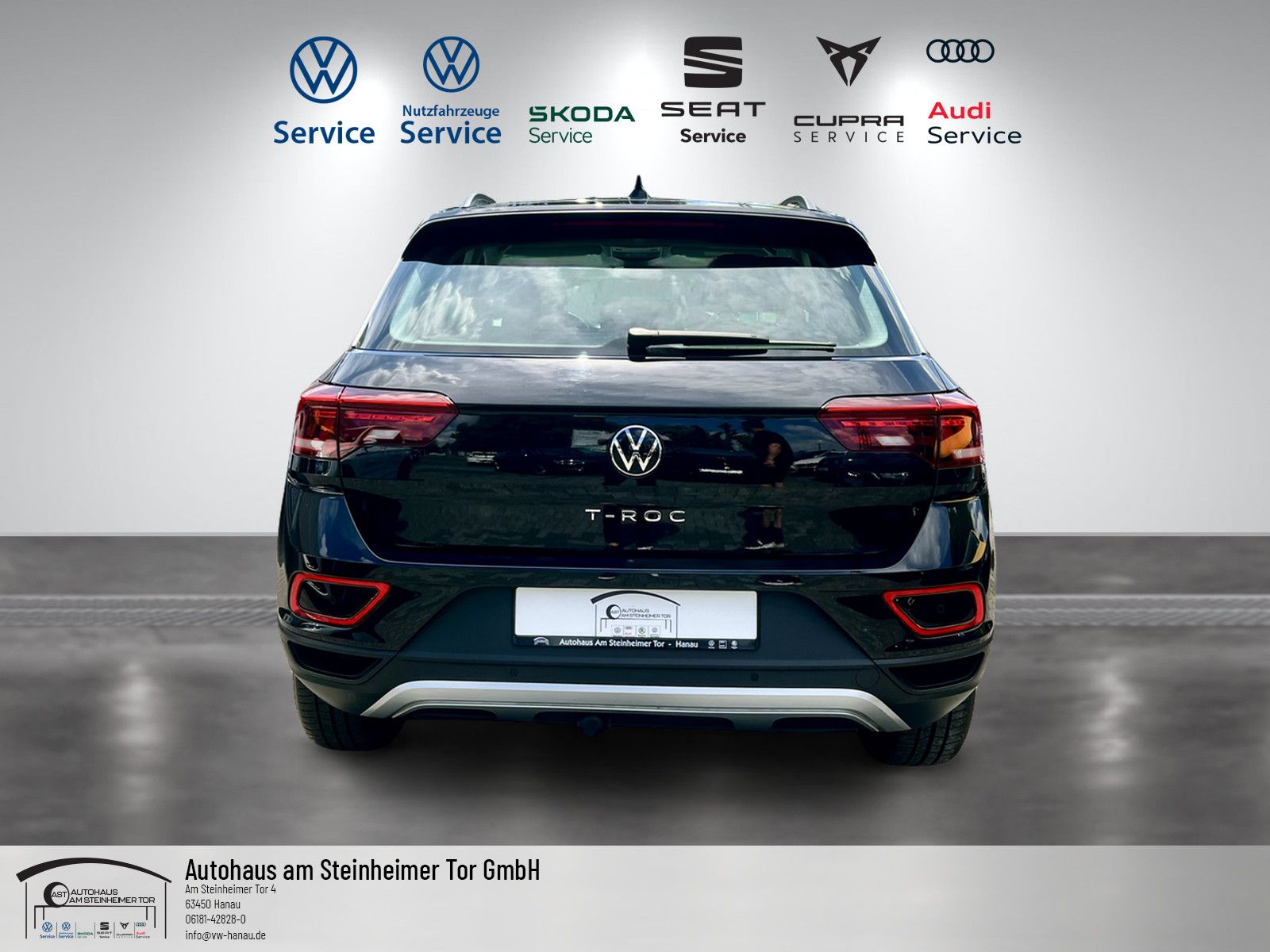 Volkswagen T-Roc LIFE - Samsaru's Car Outlet