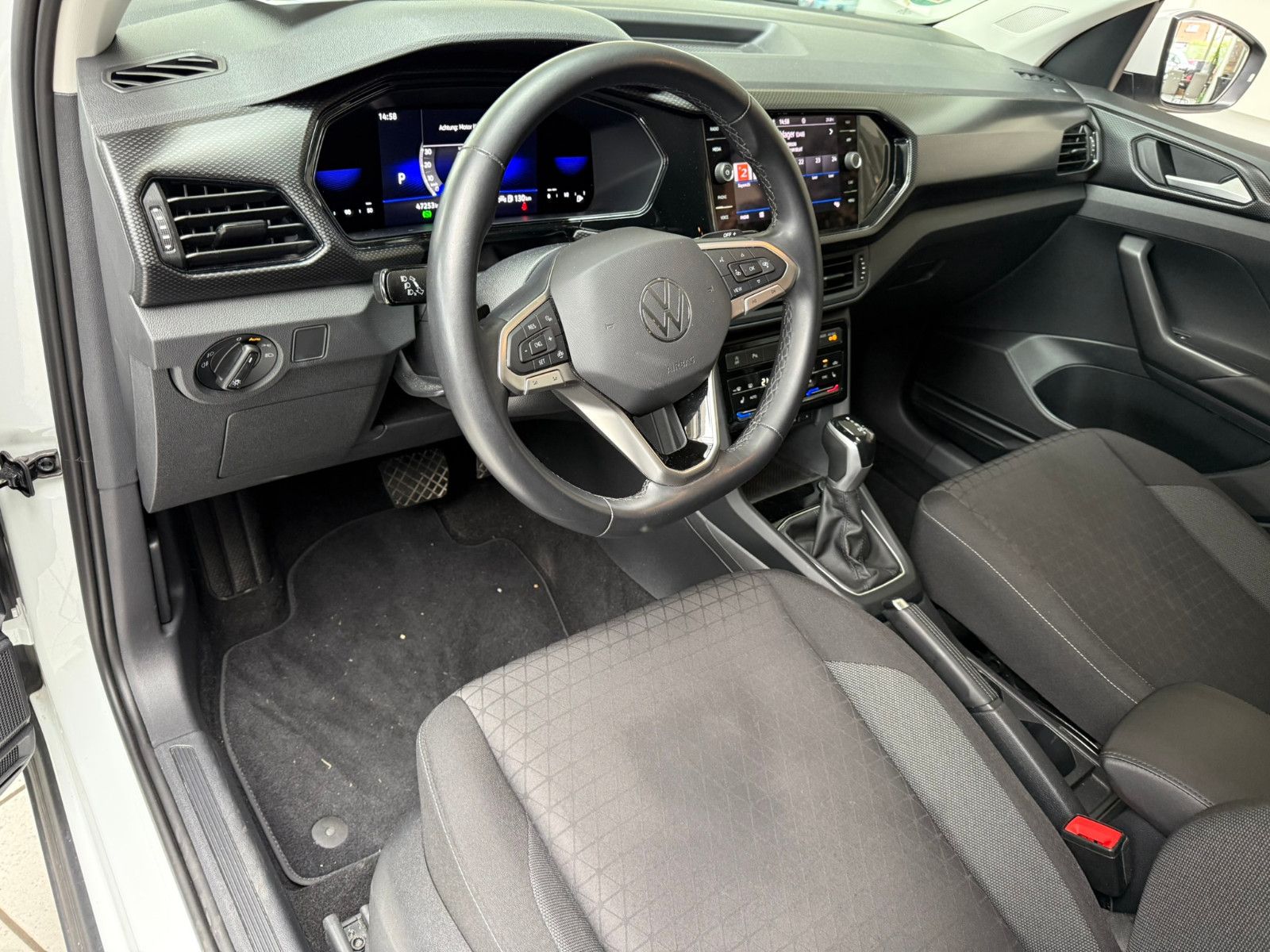 Volkswagen T-Cross Life - Samsaru's Car Outlet