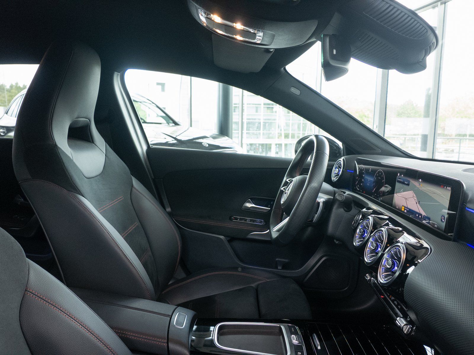 Mercedes-Benz A180 AMG Advanced - Samsaru's Car Outlet