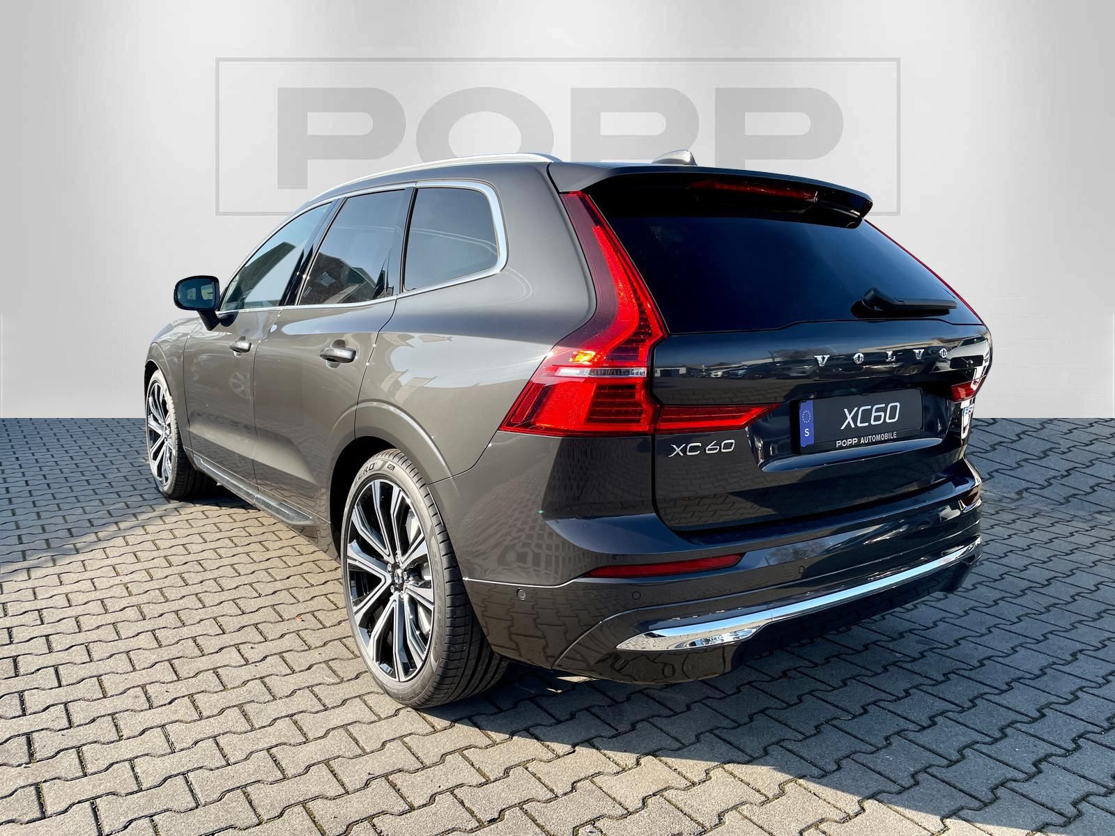 Volvo XC60 B5 AWD Ultimate Bright 360° ACC B&W HUD LHZ