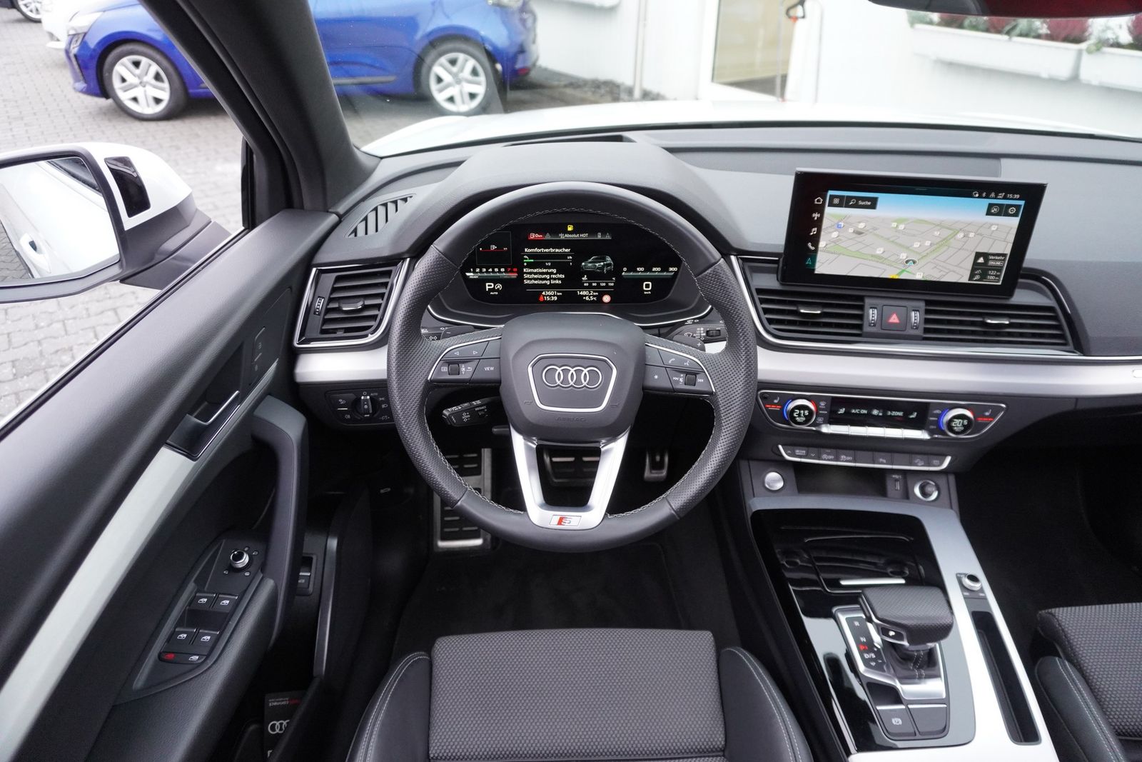 Audi Q5 Sportback S-Line 45 TFSI quattro s-tronic - Samsaru's Car Outlet