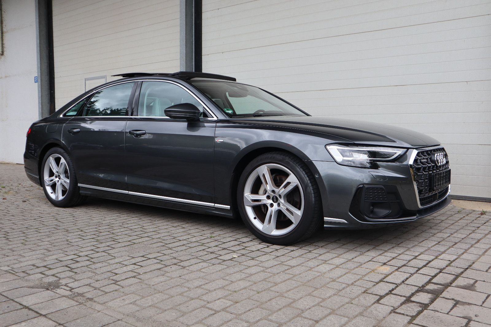 Audi A8 50 TDI exclusive S-LINE - Samsaru's Car Outlet