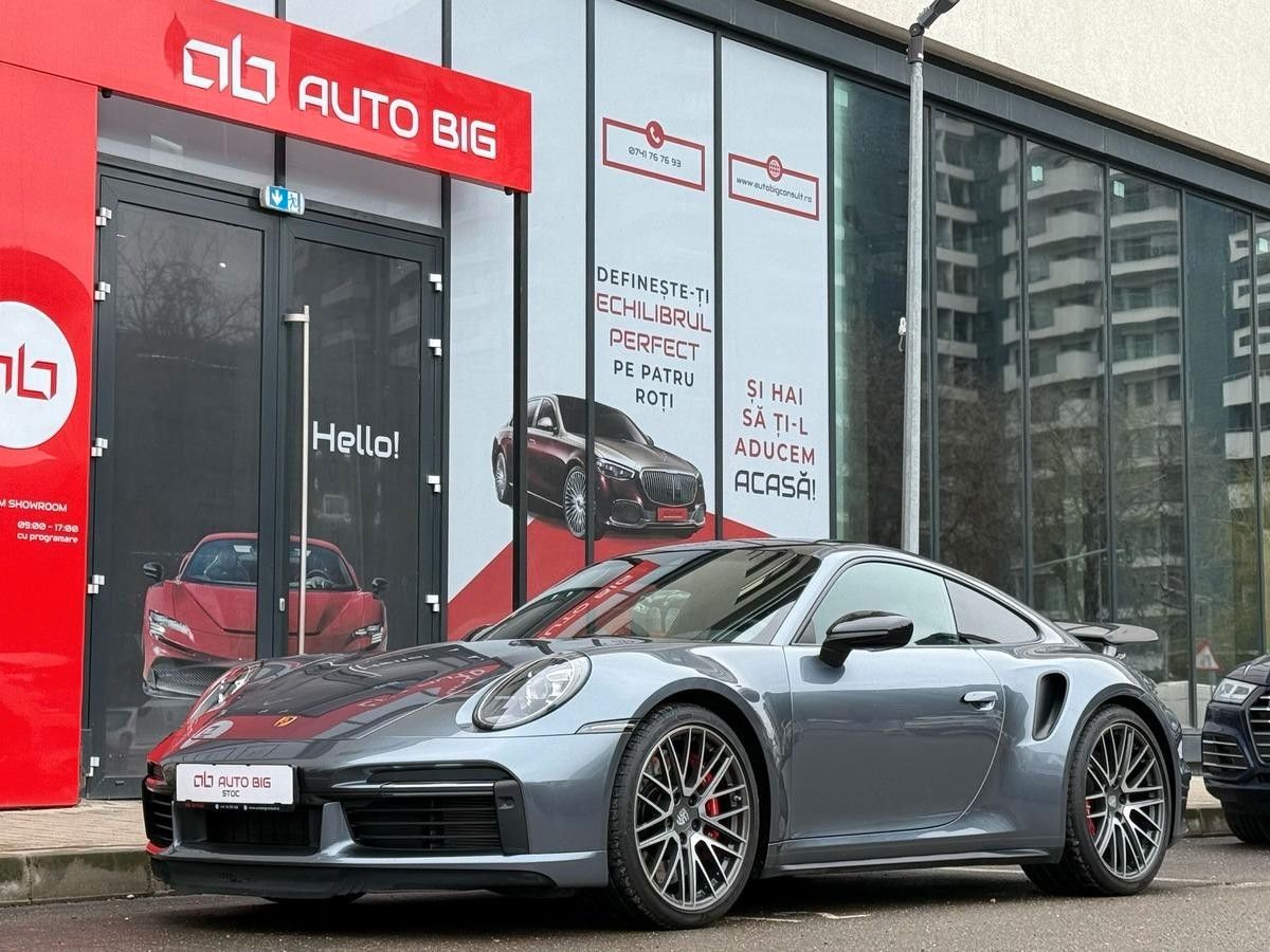 Porsche 911 Turbo - Samsaru's Car Outlet