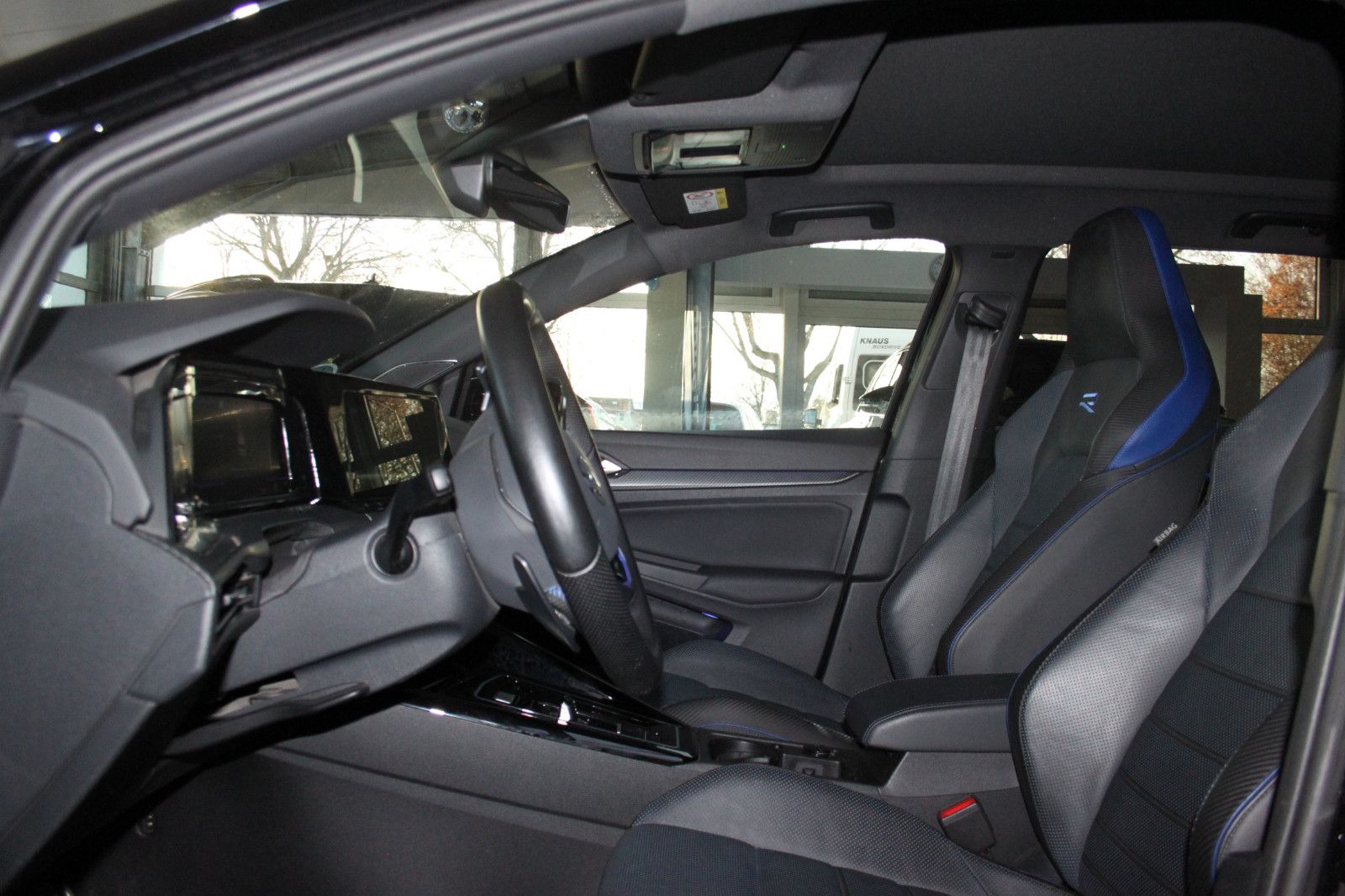 Volkswagen Golf VIII Variant R/DSG/PANO/LEDER/IQLED/H&K/BLC