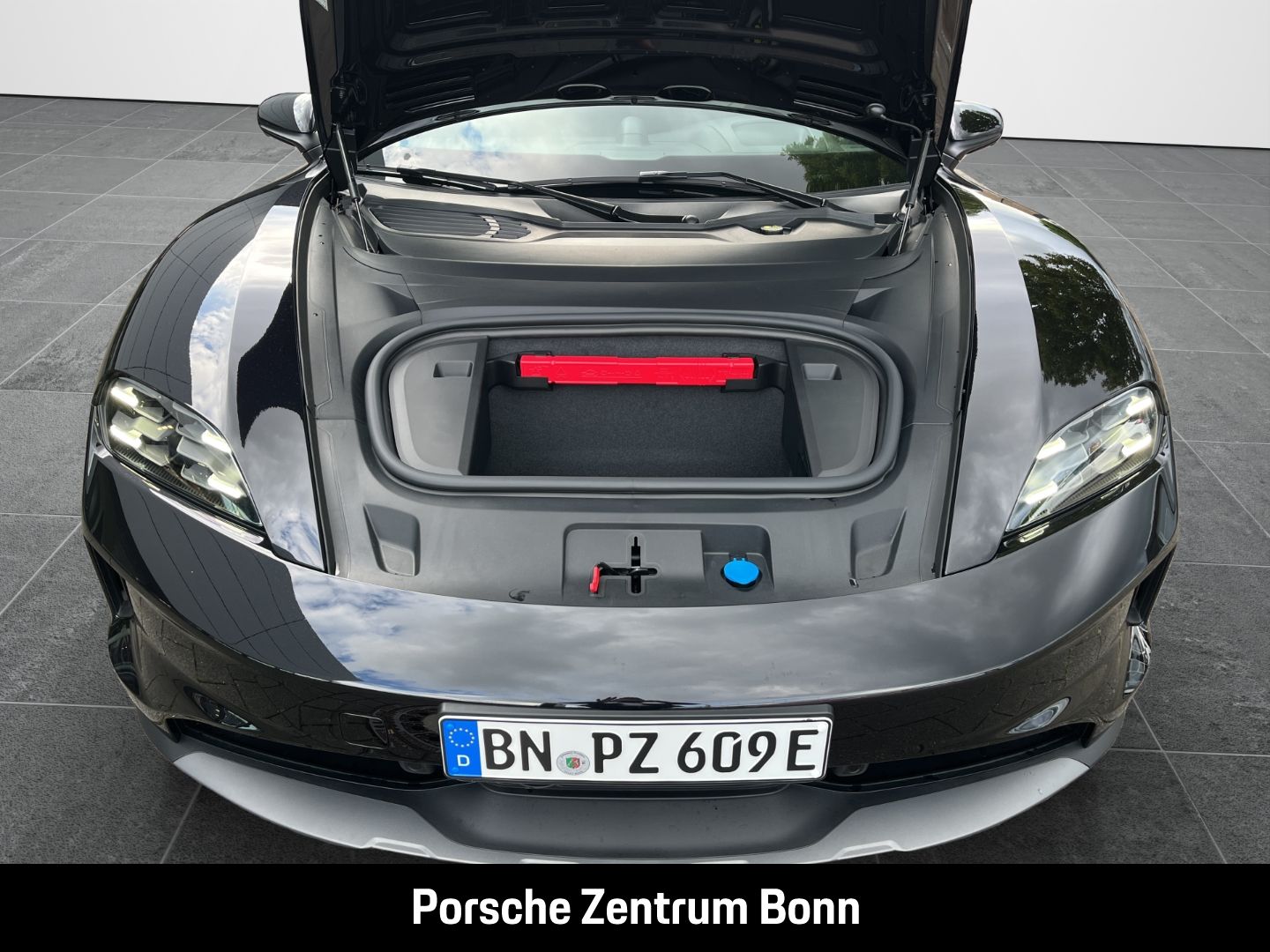 Porsche Taycan 4 Cross Turismo Surround-View LED-Matrix