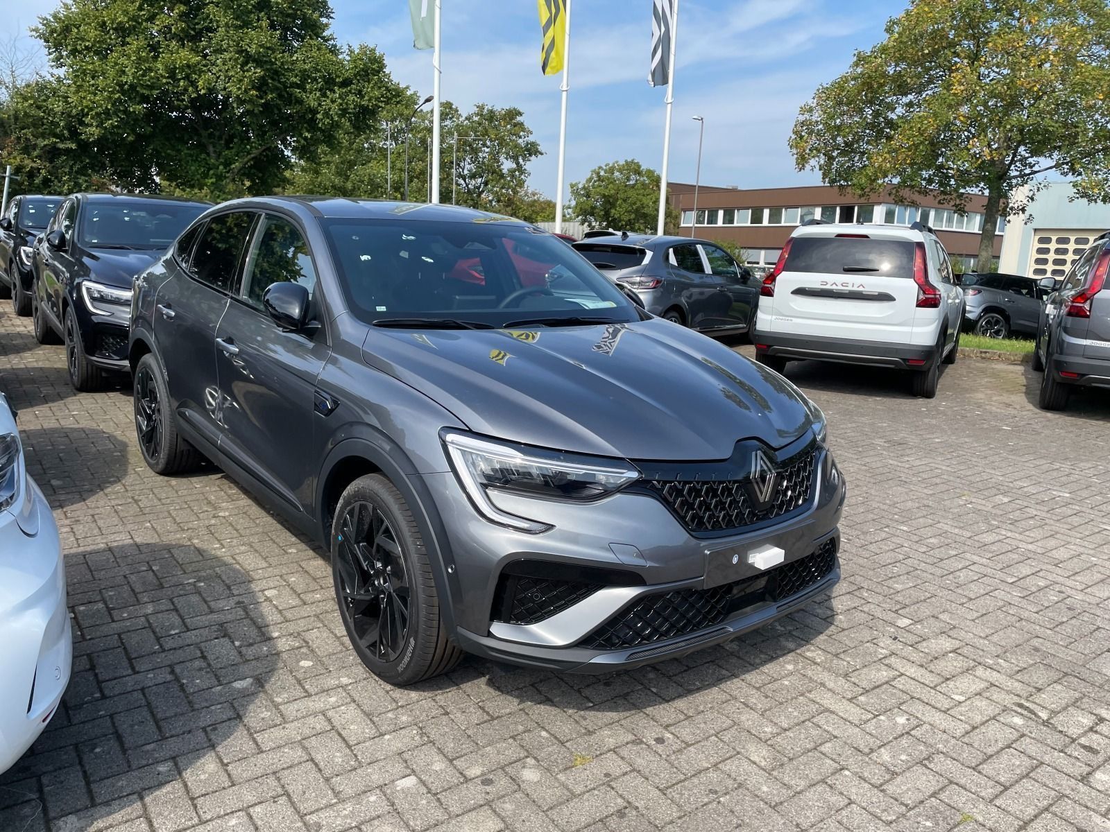Renault Arkana Esprit Alpine E-Tech Full Hybrid - Samsaru's Car Outlet