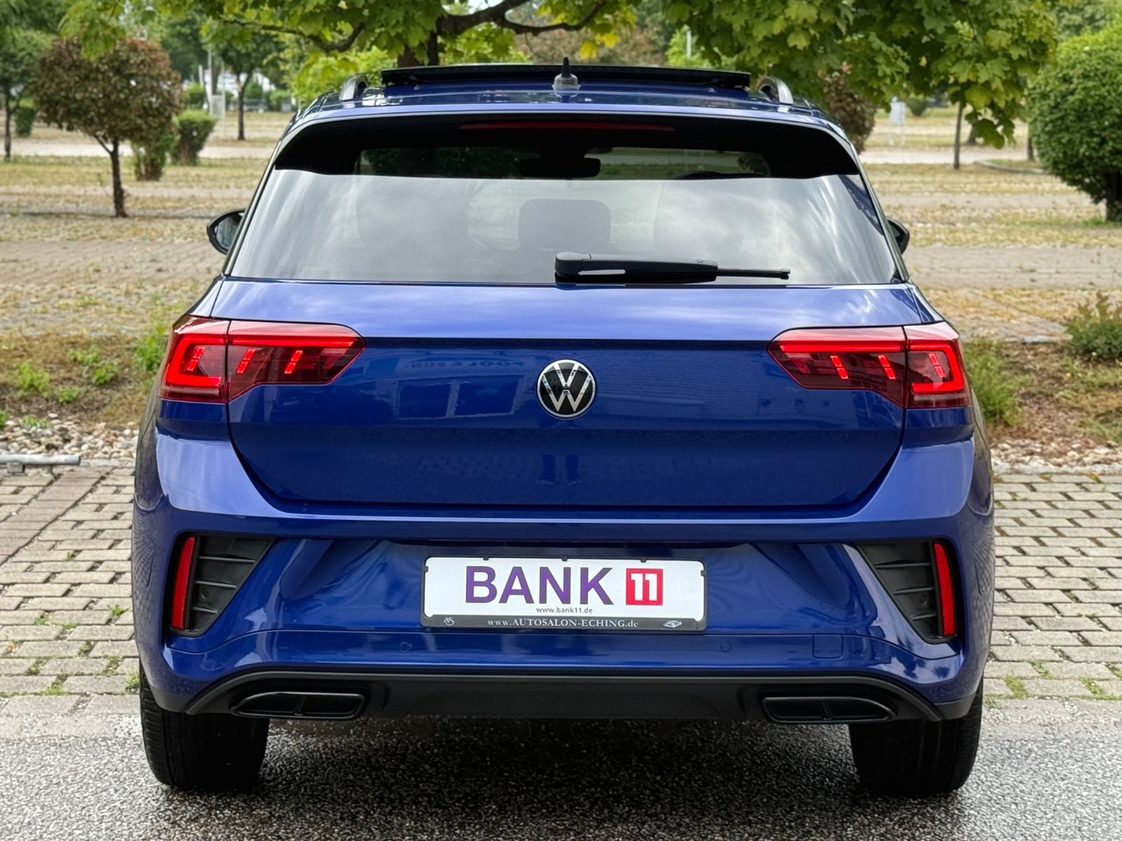 Volkswagen T-Roc TDI R-Line - Samsaru's Car Outlet