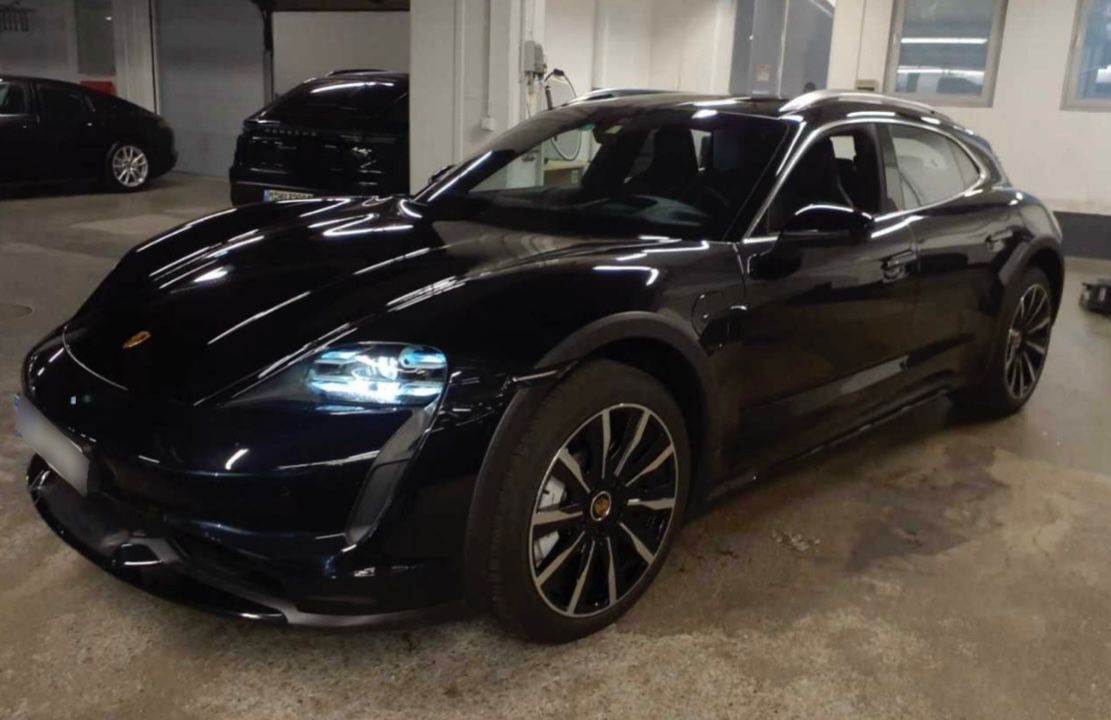 Porsche Taycan Cross Turismo Turbo+Pano+Alu 21"+PSCB+SCP