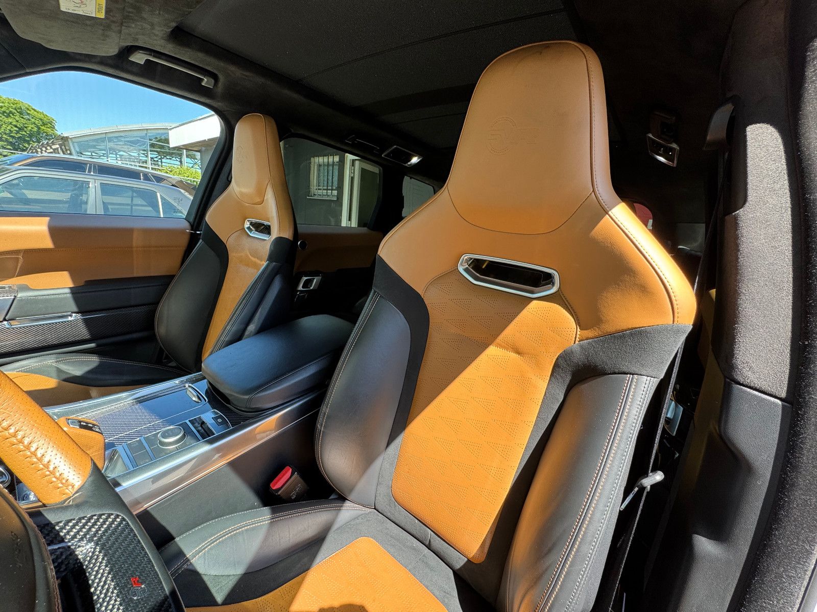 Range Rover Sport SVR - Samsaru's Car Outlet