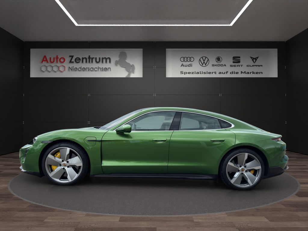 Porsche Taycan Turbo S 761 PS DeutschesFzg NP 223.475EUR