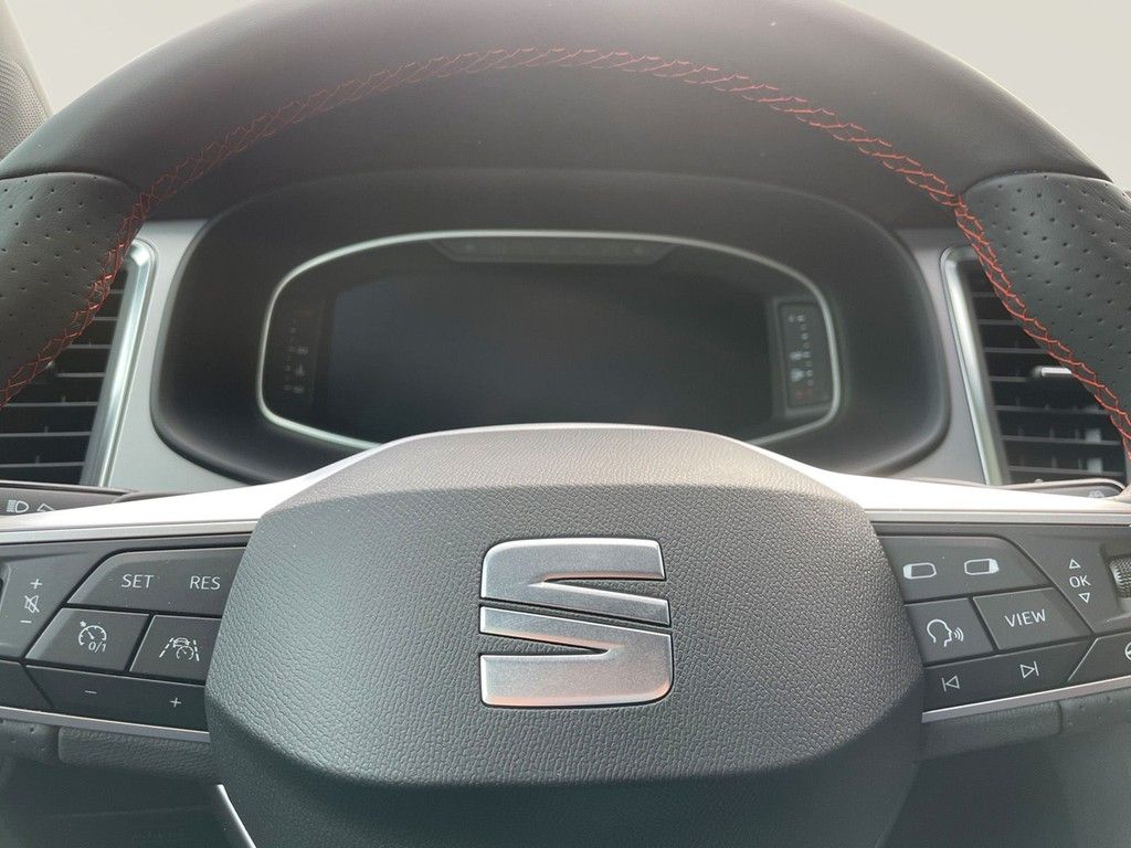 Seat Ateca 2.0 TSI DSG 4Drive FR AHK*LED*VIRTUAL*NAV*