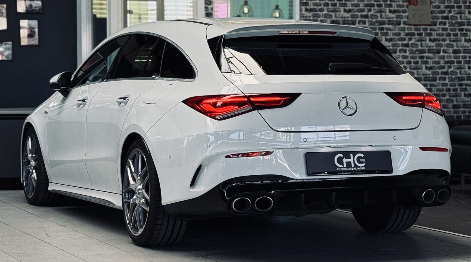 Mercedes-Benz CLA 45 AMG - Samsaru's Car Outlet