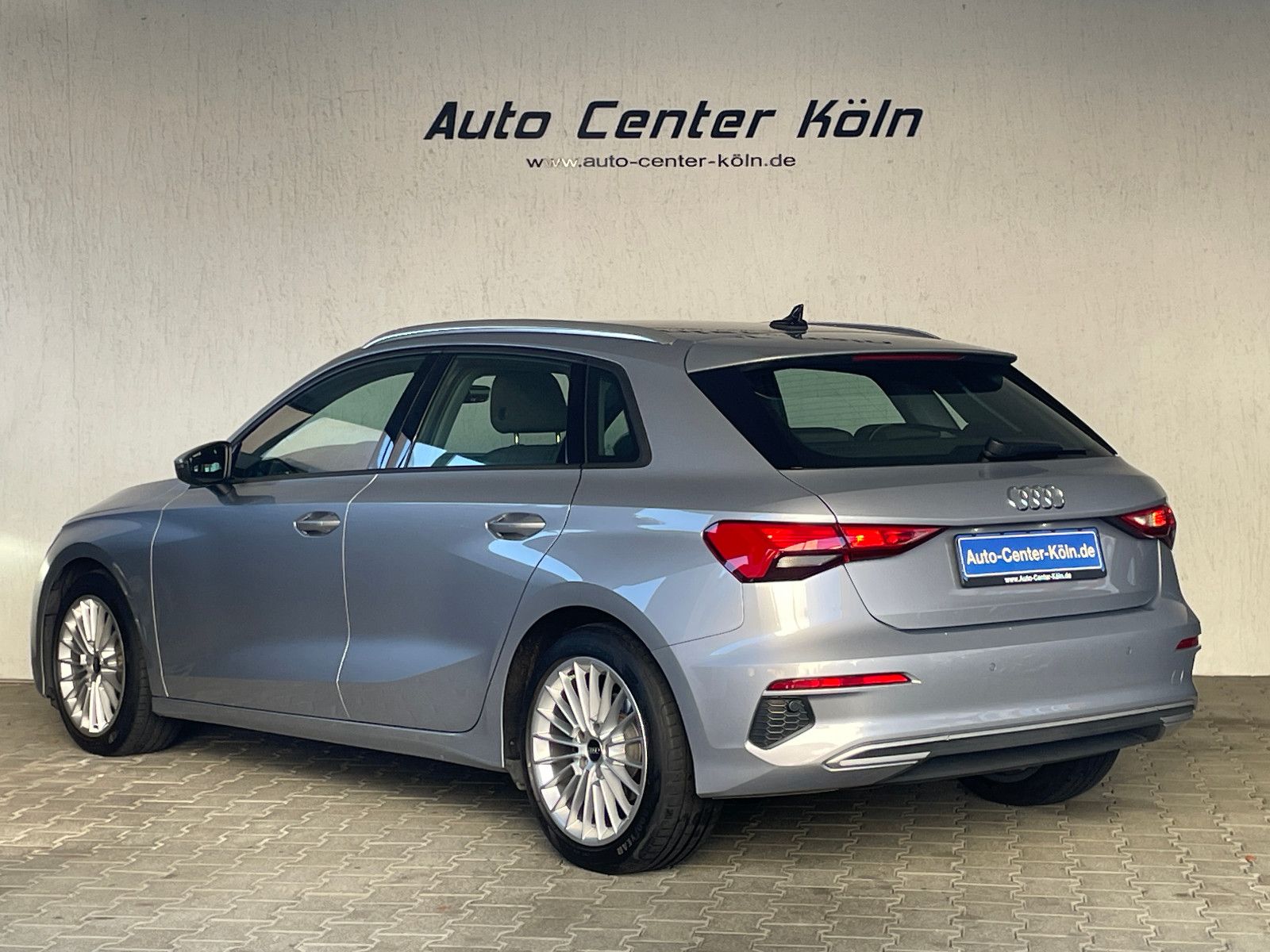 Audi A3 Sportback 2.0 35 TDI advanced*Navi*Led*Aps*