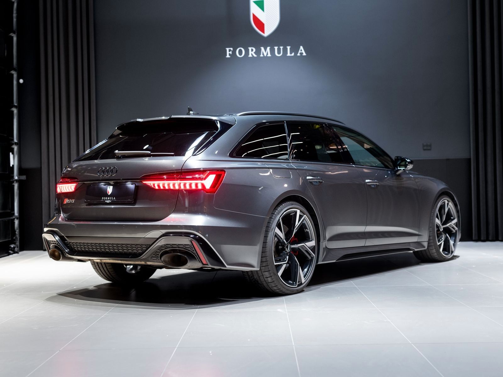 Audi RS6 4.0 TFSI tiptronic quattro