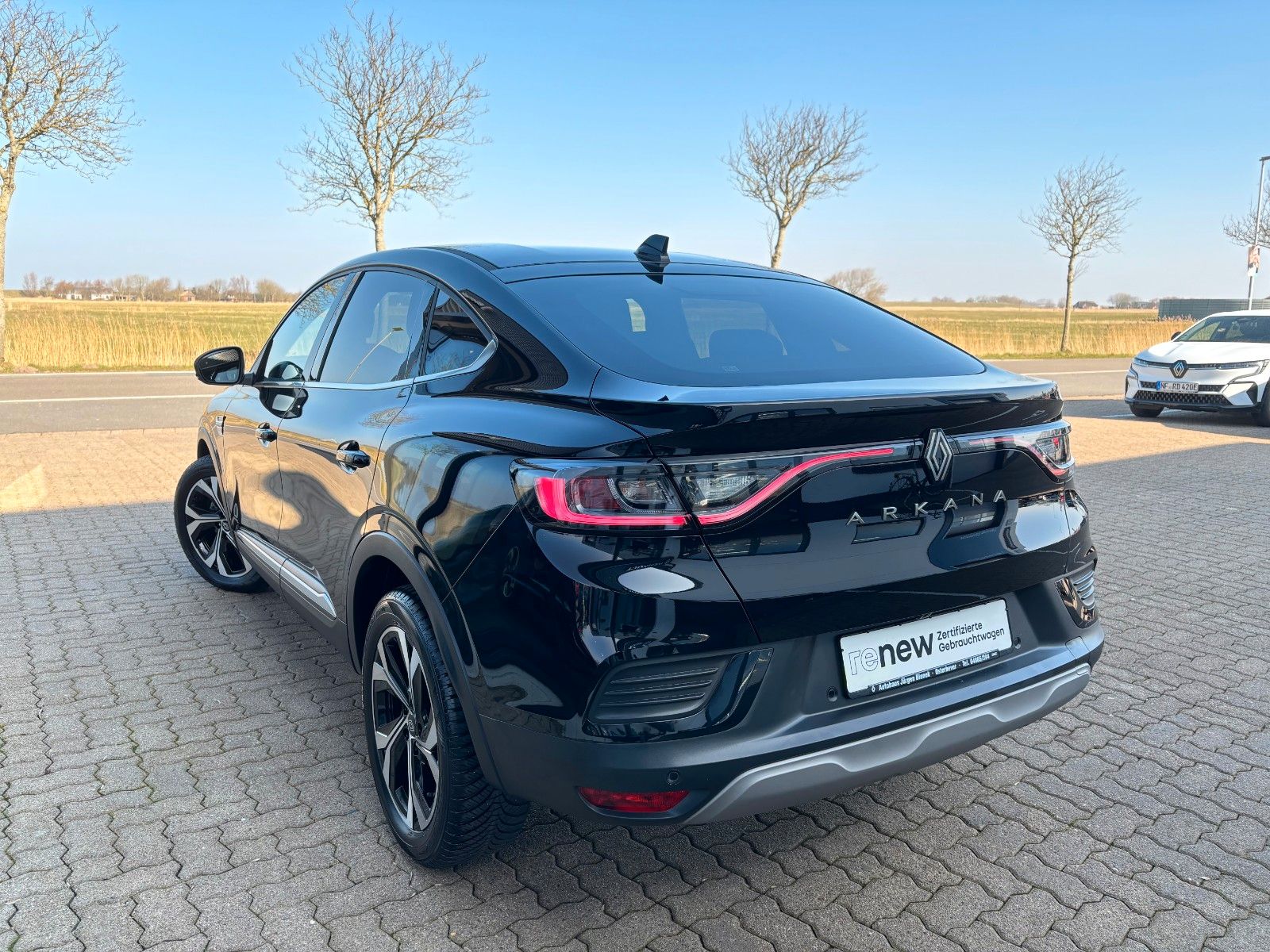 Renault Arkana Techno Mild Hybrid - Samsaru's Car Outlet