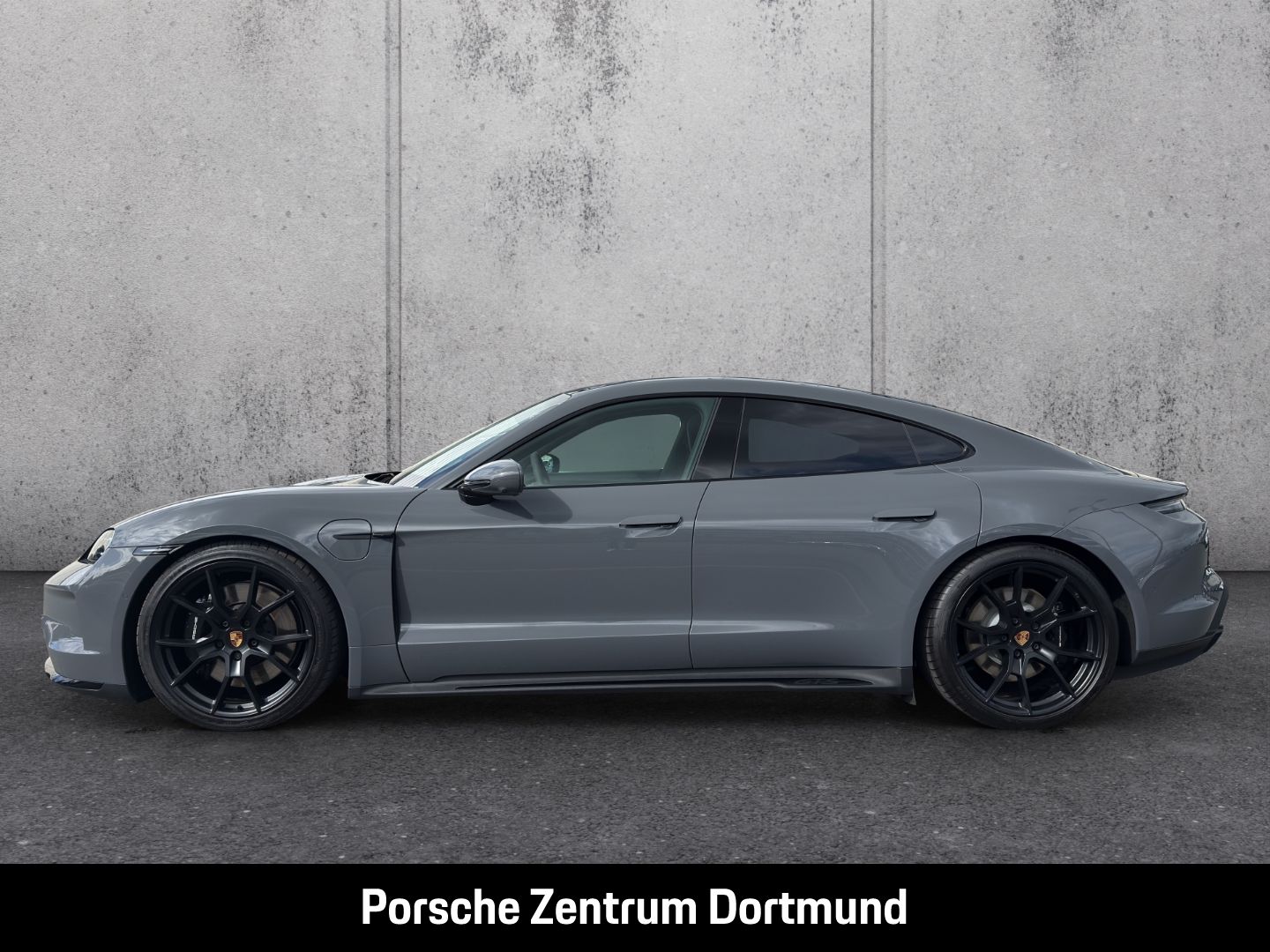 Porsche Taycan GTS Luftfederung BOSE Panoramadach LED