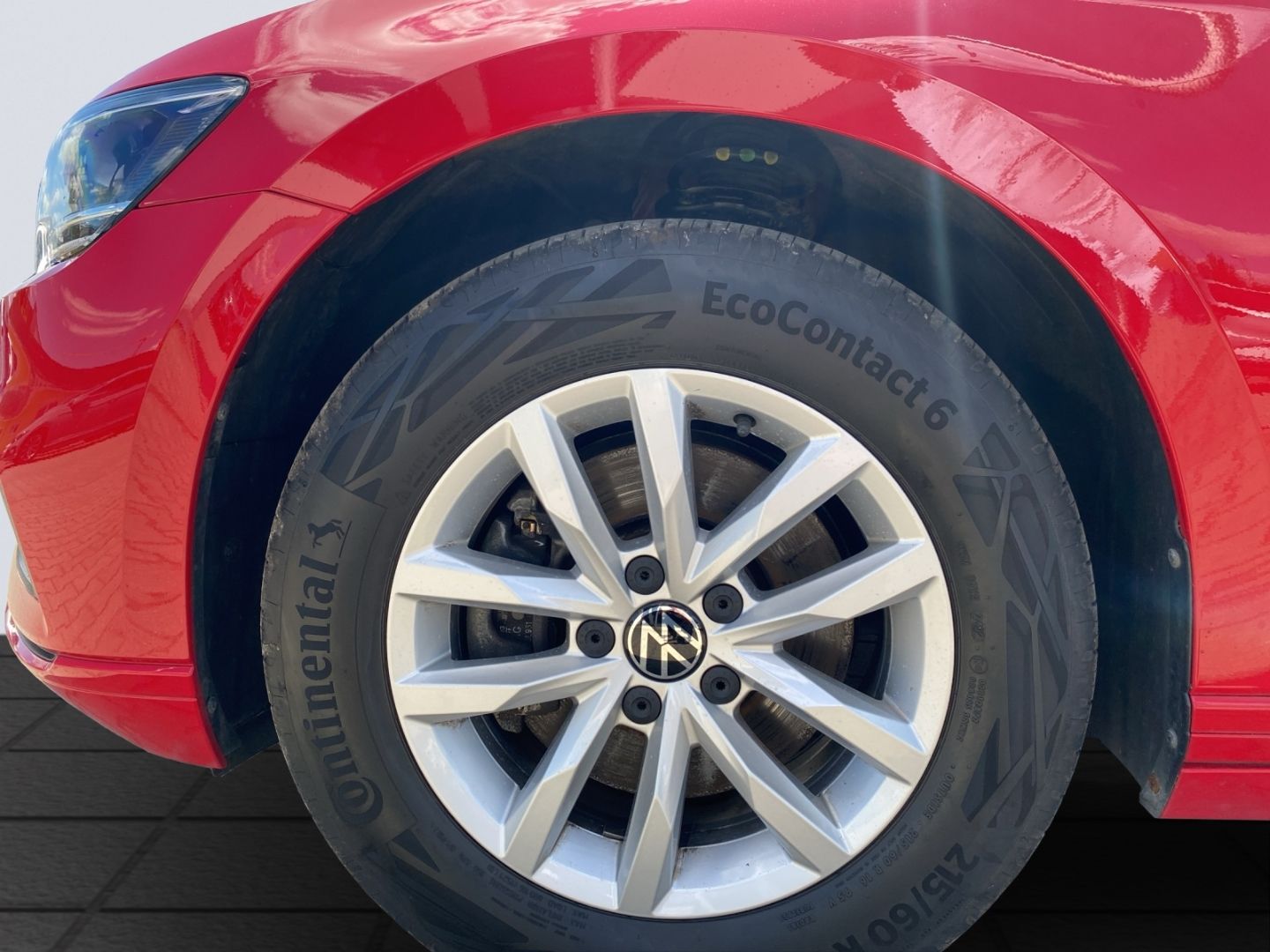 Volkswagen Passat Business 2.0TDI DSG - Samsaru's Car Outlet