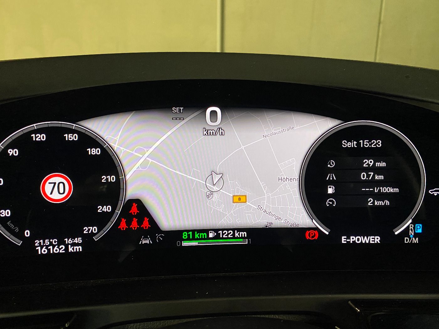 Porsche Cayenne E-Hybrid | Nachtsicht | InnoDrive |