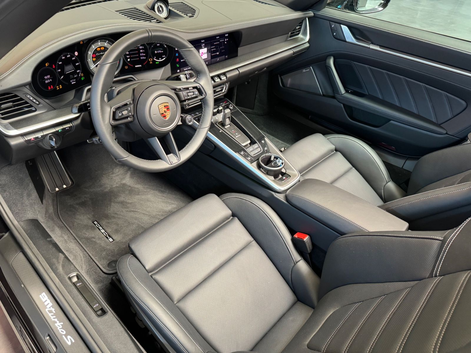 Porsche Turbo S Cabriolet / voll
