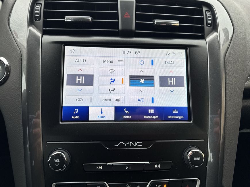 Ford Mondeo Turnier 2.0 Ti-VCT Hybrid Trend - Samsaru's Car Outlet