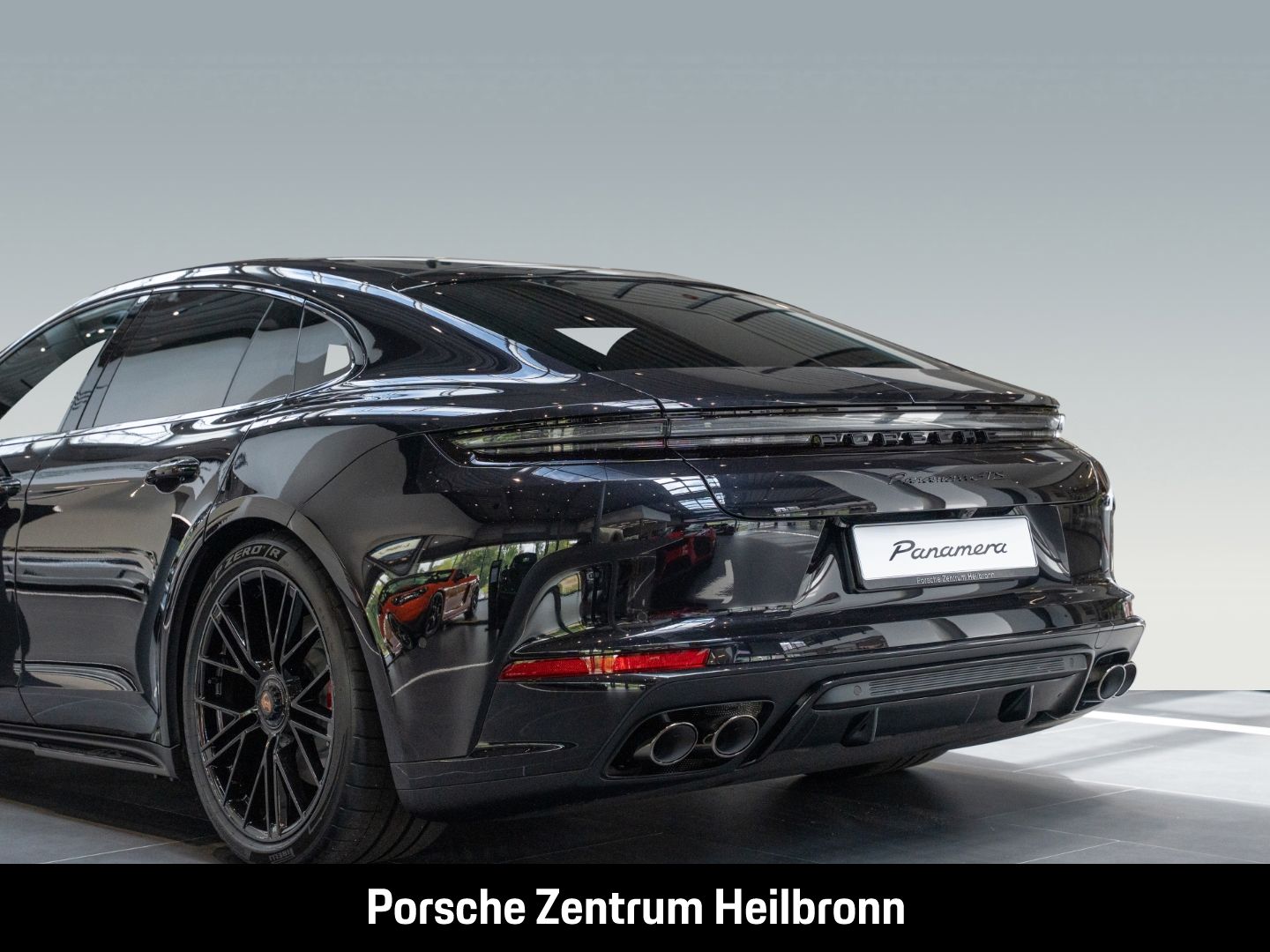 Porsche Panamera GTS BOSE Luftfederung LED-Matrix