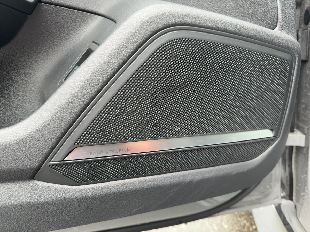 Audi RS6 Avant 4.0 TFSI QUATTRO+NAVI+MATRIX+AHK+HEAD