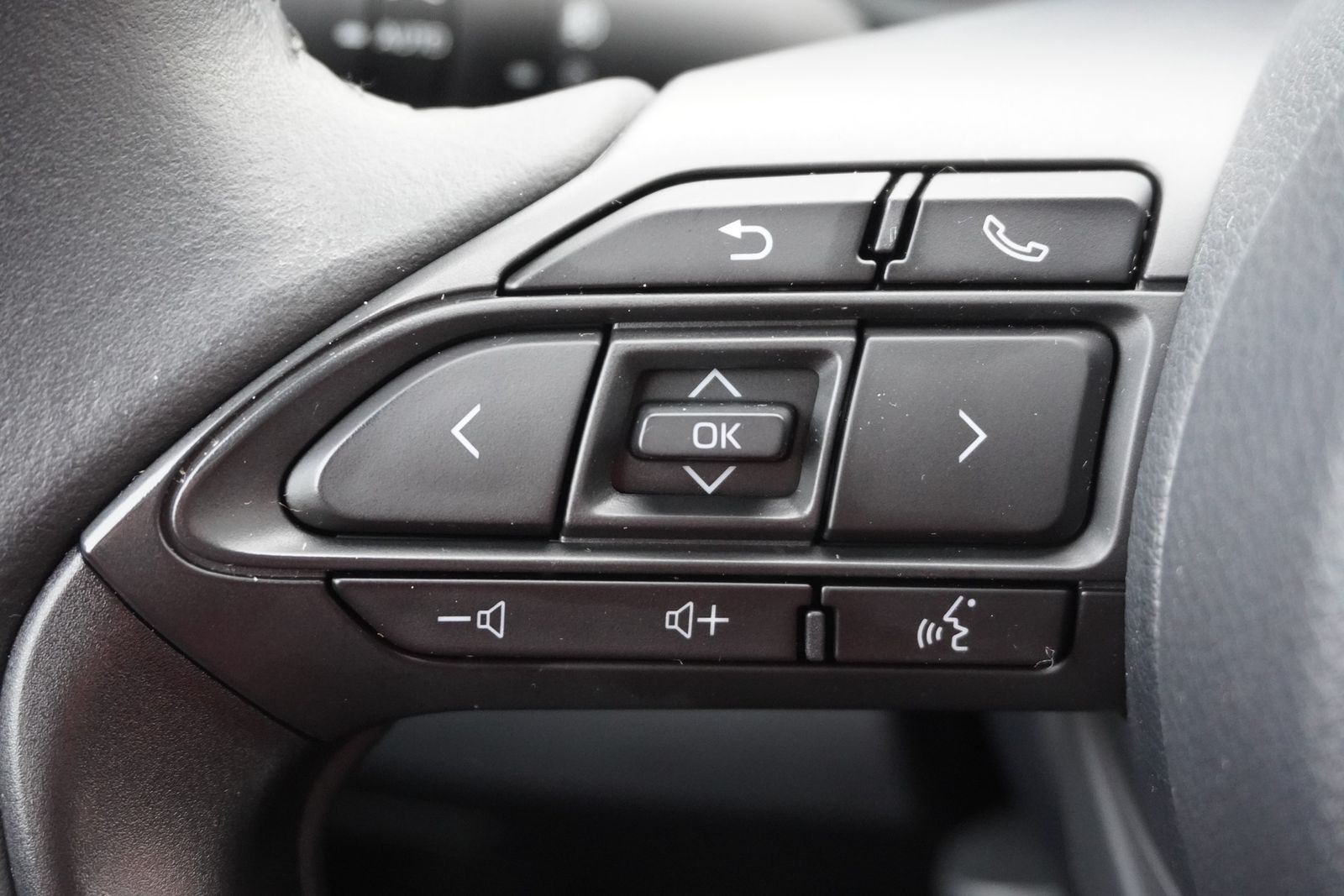 Toyota Yaris 1.5 Hybrid Team D Aut. LED ACC Kamera DAB