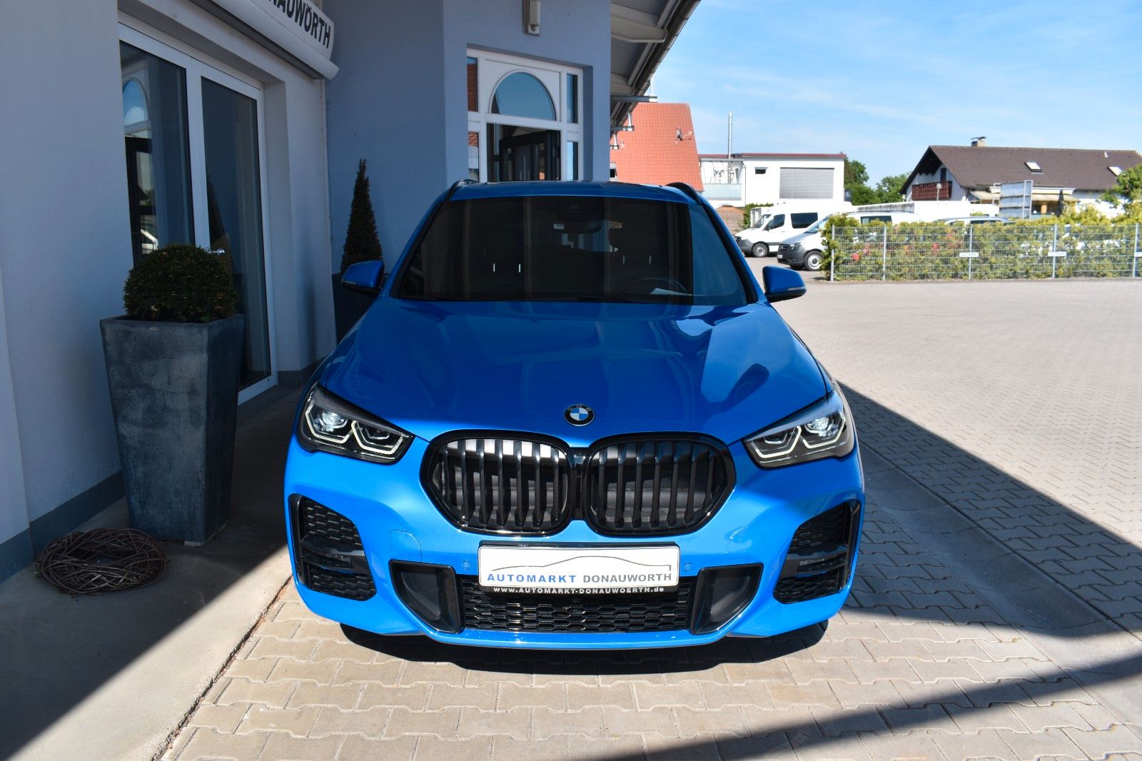 BMW X1 xDrive20i Aut. M Sport - Samsaru's Car Outlet