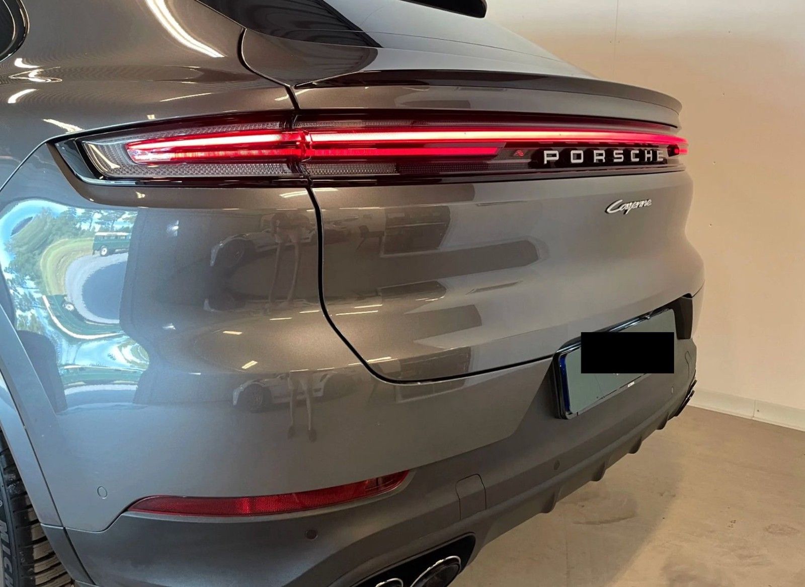 Porsche Cayenne Coupe E-Hybrid