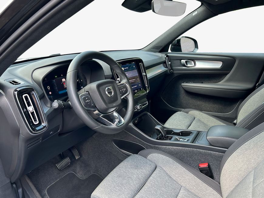 Volvo XC40 B3 Core - Samsaru's Car Outlet